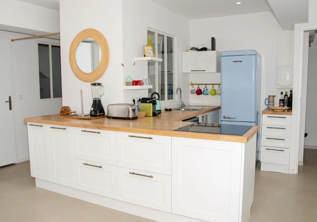 La Capte, A 2Min De La Mer, Terrasse-Wifi-Parking Gratuit Hyeres France
