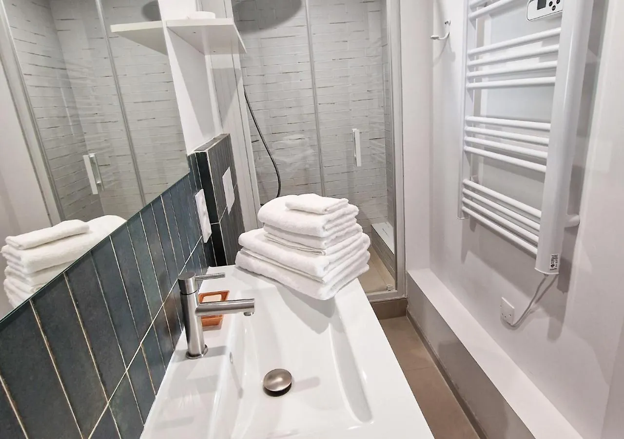 La Capte, A 2Min De La Mer, Terrasse-Wifi-Parking Gratuit イエール 0*,