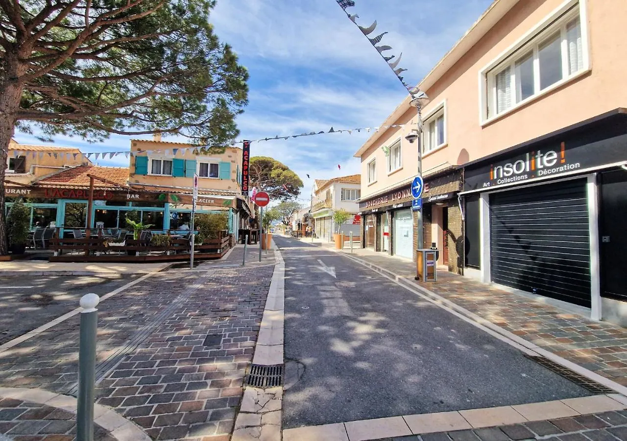 La Capte, A 2Min De La Mer, Terrasse-Wifi-Parking Gratuit イエール アパート
